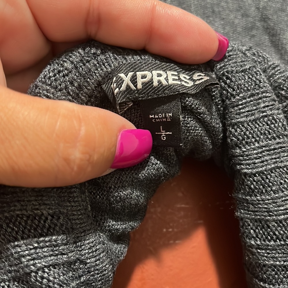Express sweater - Picture 3 of 4